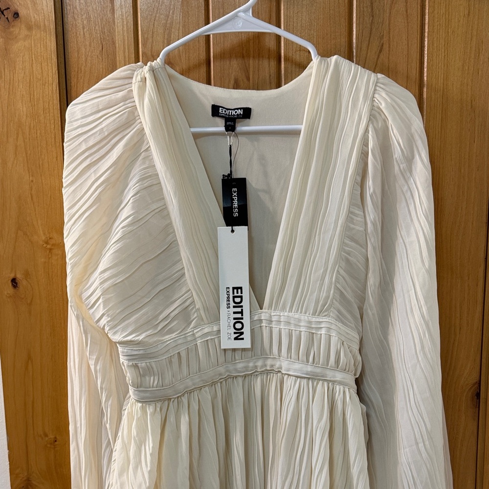 Express Cream Long Sleeve Dress